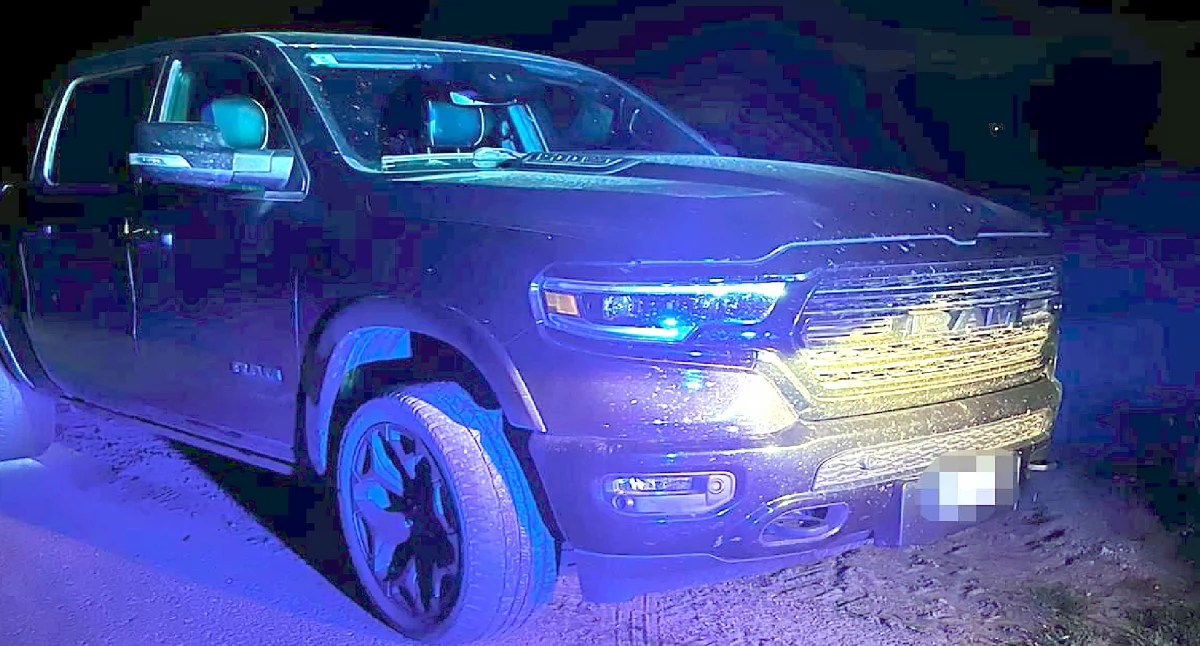 Konin, błyskawiczna akcja policji, skradziony Dodge odzyskany w 10 minut