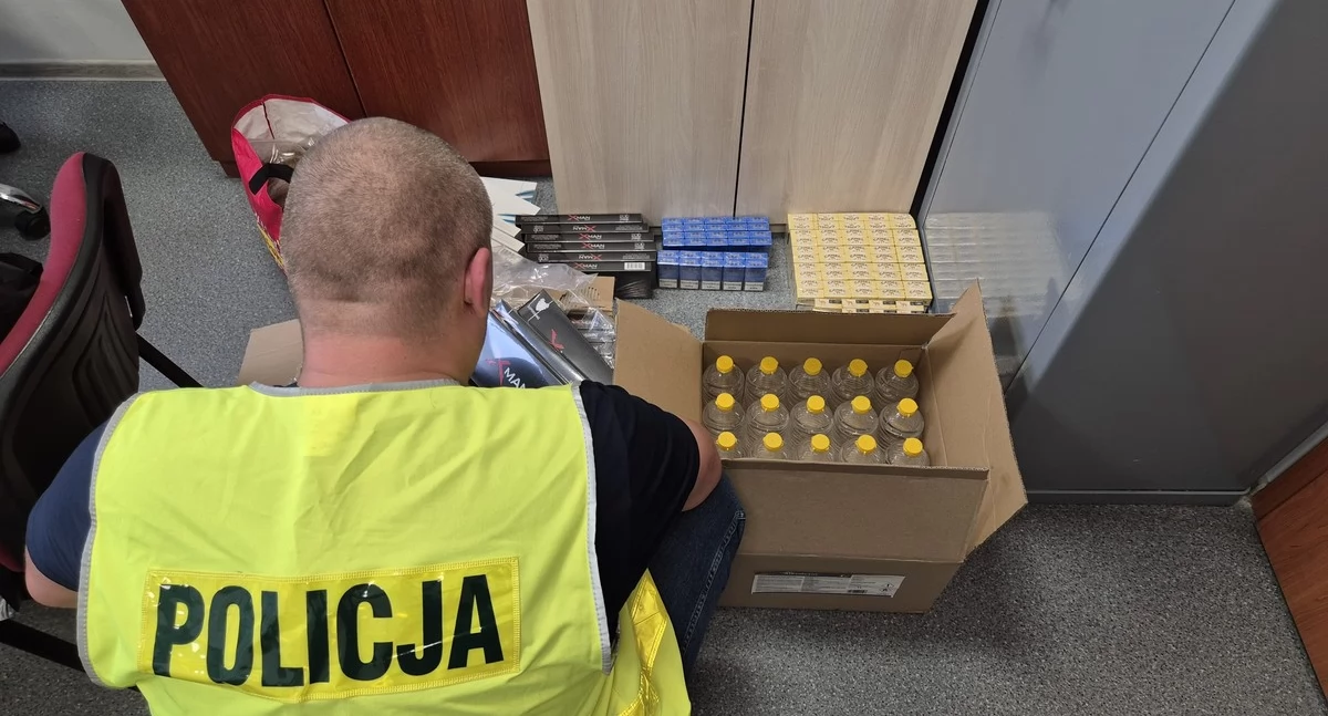 Policjanci z Konina przechwycili nielegalne wyroby tytoniowe! 68-latek odpowie za przestępstwa skarbowe