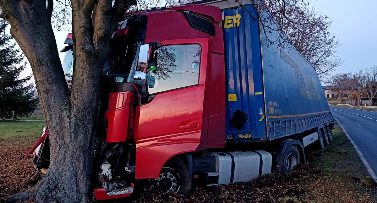 Zdarzenie drogowe w Lisewie na K25, służby pracowały na miejscu