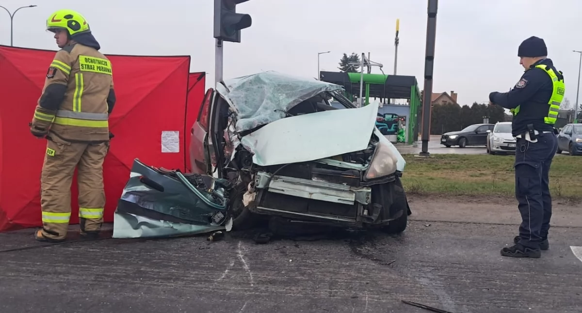 Śmiertelny wypadek na DK92 w Kole, zderzenie cysterny i auta osobowego