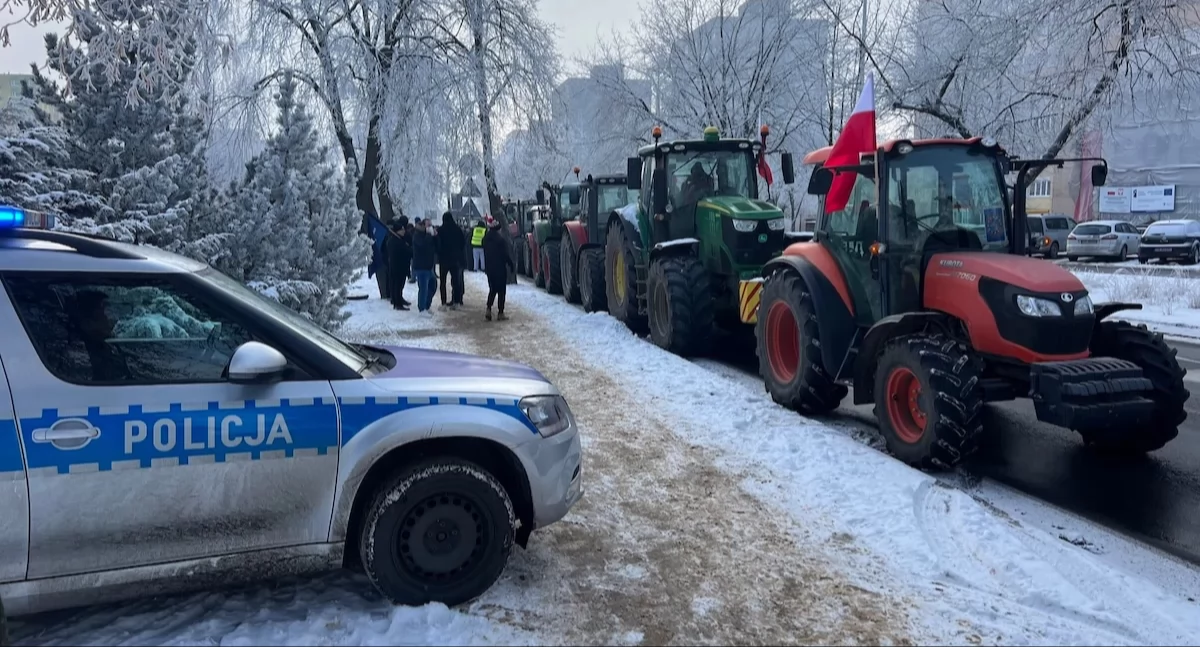 Utrudnienia w ruchu Konin – przejazd kolumny pojazdów sparaliżuje część miasta 3 lutego
