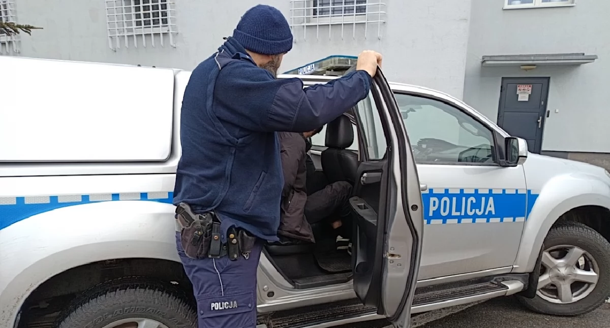 Zatrzymanie ze znaczną ilością kryształu w gminie Zagórów – mężczyzna aresztowany na 3 miesiące, grozi do 10 lat więzienia