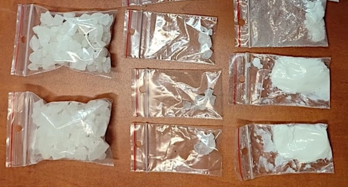 Trzy zatrzymania narkotyków w Słupcy i powiecie słupeckim w ciągu kilku dni – marihuana i kryształ w rękach policji