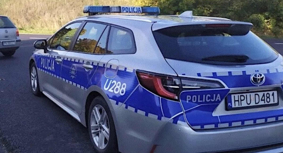 Odnaleziona zaginiona 56-latka w lesie - skuteczna akcja policji i straży w gminie Kazimierz Biskupi