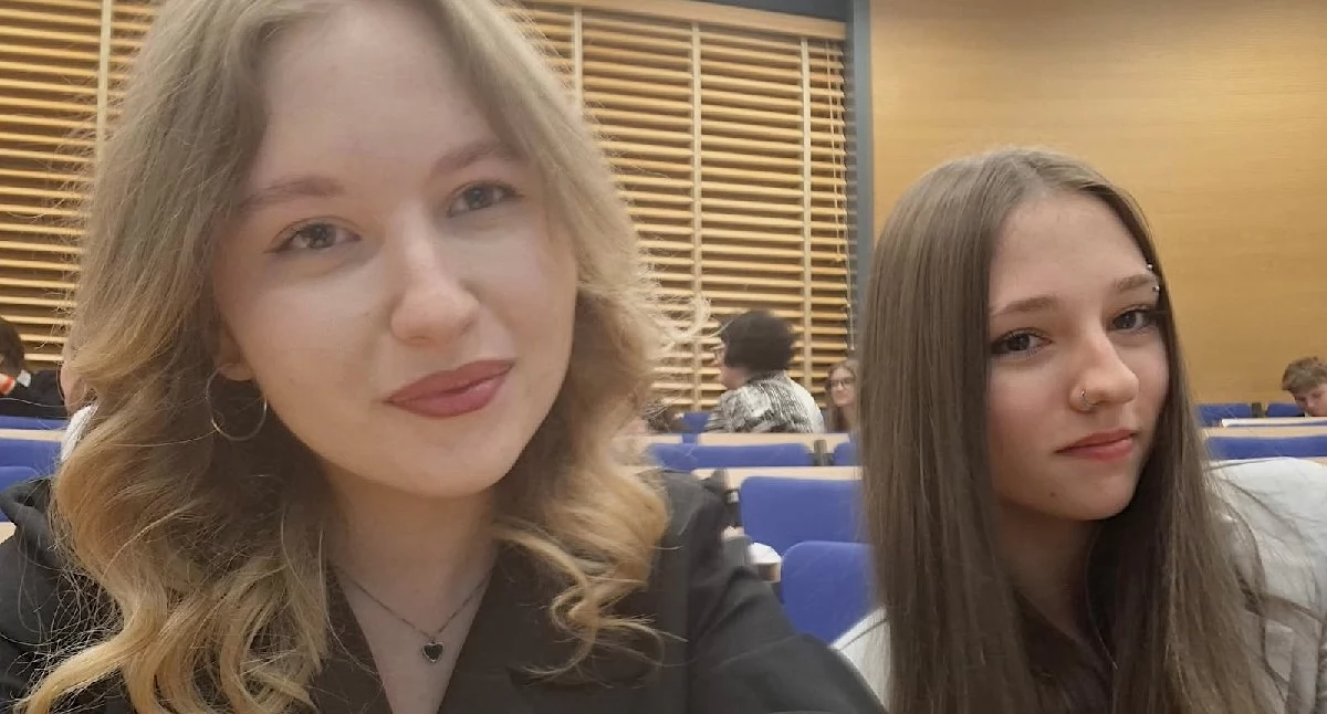Laureatki Olimpiady Wiedzy o Mediach z Żychlina – Agata Staszak i Wioletta Tyderka z ZSEU z indeksami na 16 uczelni