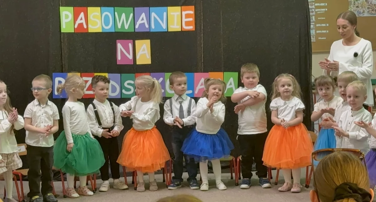 Pasowanie na Przedszkolaka w Koninie – wzruszająca uroczystość w Przedszkolu nr 7 „Bolek i Lolek”