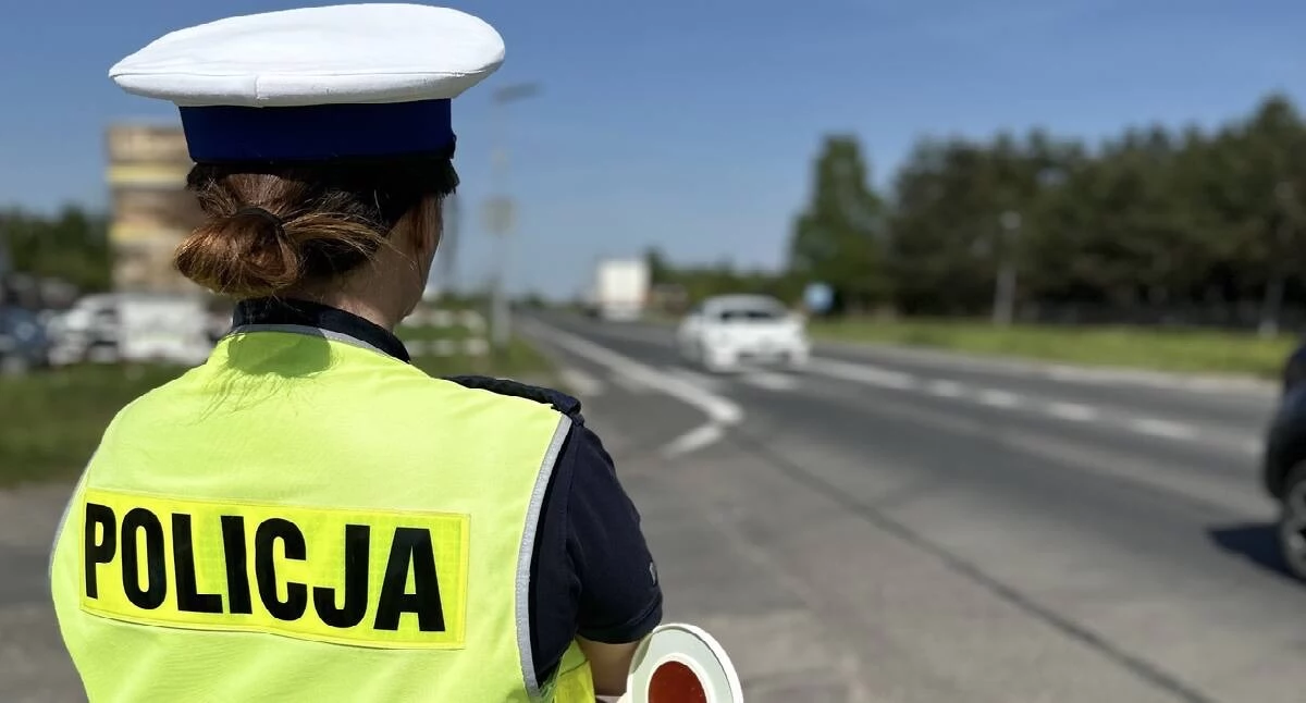 Kierowca uciekał przed policją na ul. Przemysłowej w Koninie. Był pod wpływem narkotyków i bez uprawnień
