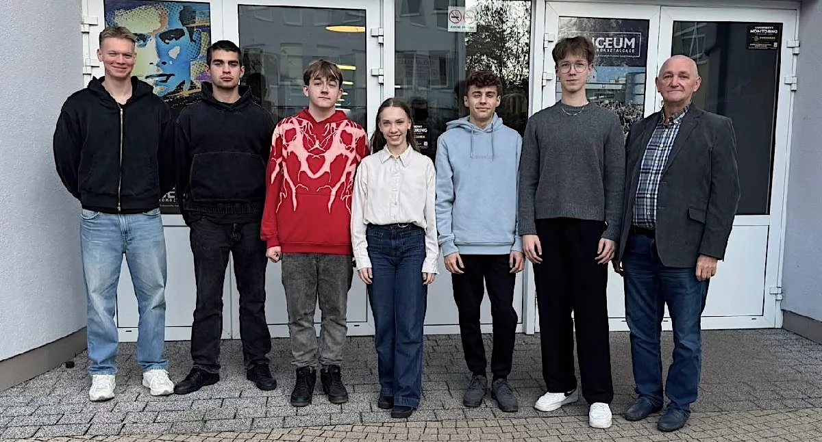 Matematyczny sukces II LO w Koninie. Uczniowie zdobyli II miejsce w Wielkopolskiej Superlidze Liceów