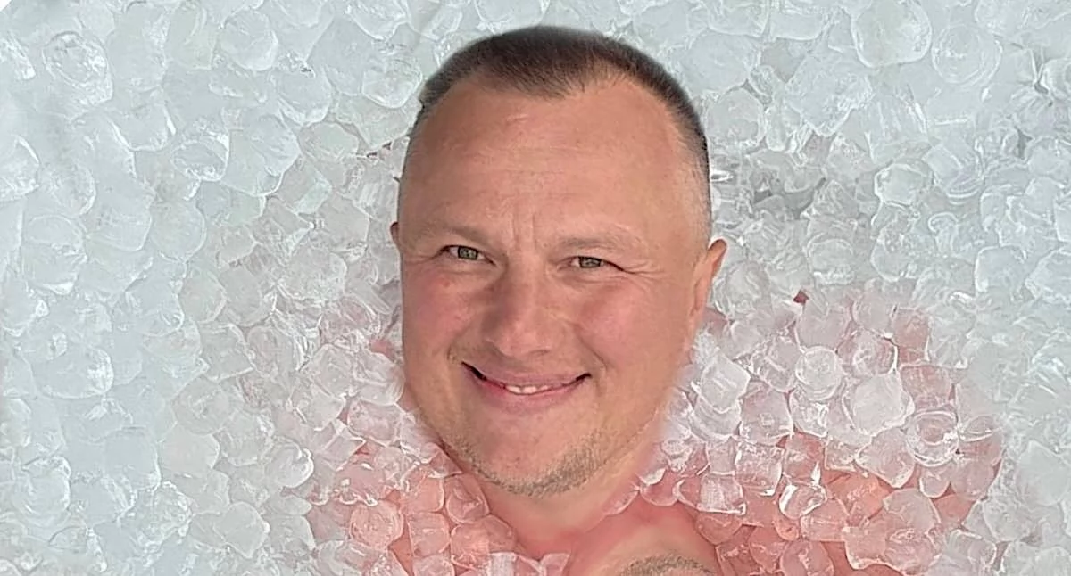 Rekord Guinnessa pobity! Wojciech Pruński wytrzymał w lodzie ponad 5 godzin