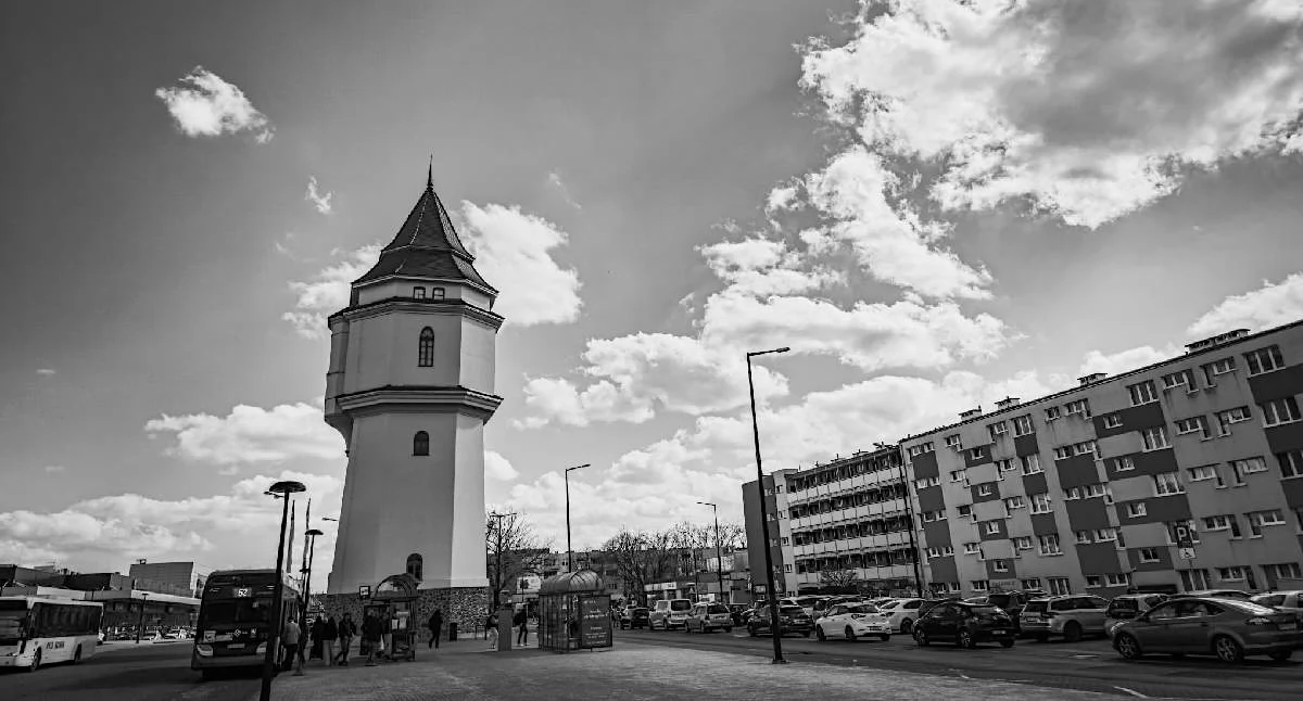 Pokaż Wieżę Ciśnień swoim okiem. Trwa konkurs fotograficzny „#WieżaWObiektywie” w Koninie