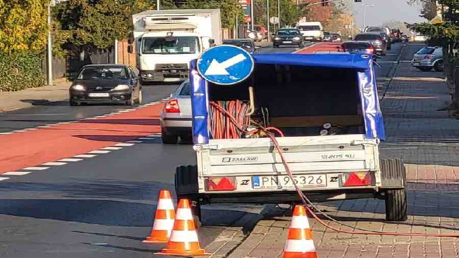 Usunięto awarię sieci ciepłowniczej wzdłuż ulicy Przemysłowej.