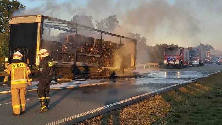 Pożar na autostradzie A-2
