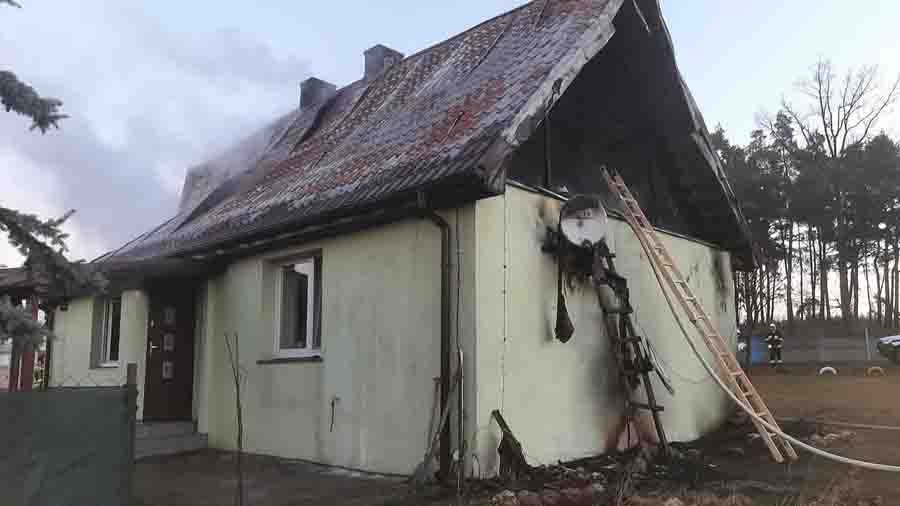 Pożar budynku mieszkalnego