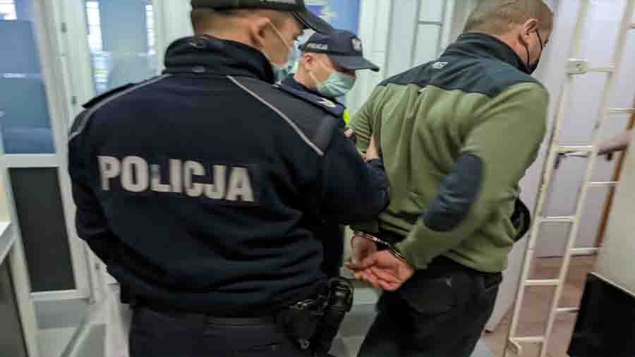 Areszt dla podejrzanego o podpalenie kilku samochodów