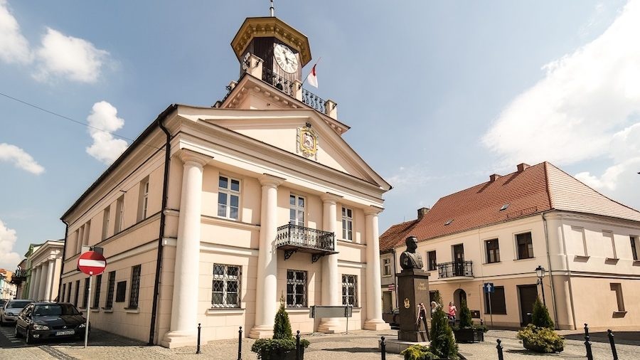Miasto odpowiada handlarzom