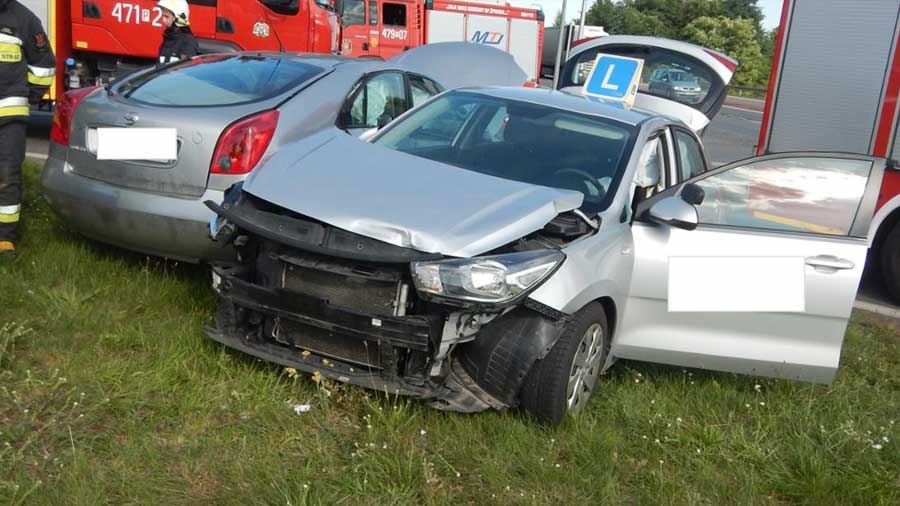 Wypadku drogowym  z udziałem dwóch samochodów osobowych