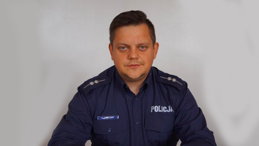 Dzielnicowy podczas służby uratował człowieka