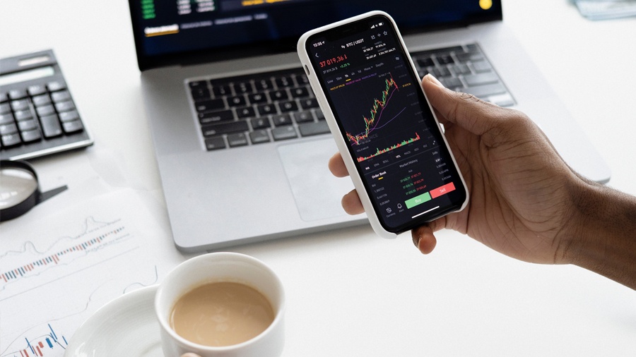 Czym jest social trading?