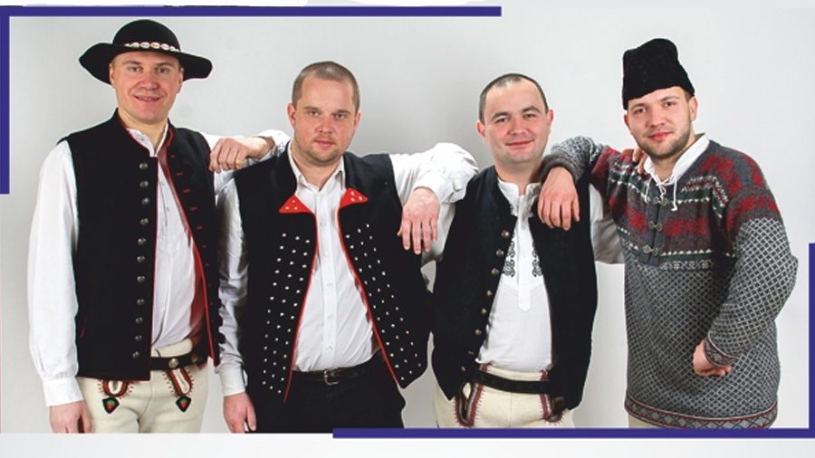 Górale w hołdzie papieżowi w kościele św. Wojciecha
