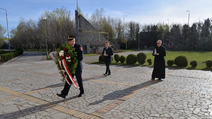 Uroczystości w skromnym składzie