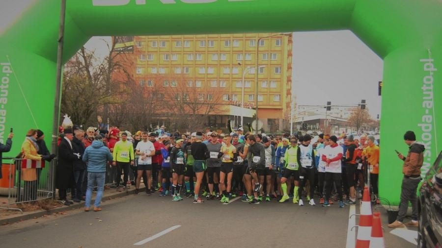 Pobiegli po Lampkę Górniczą