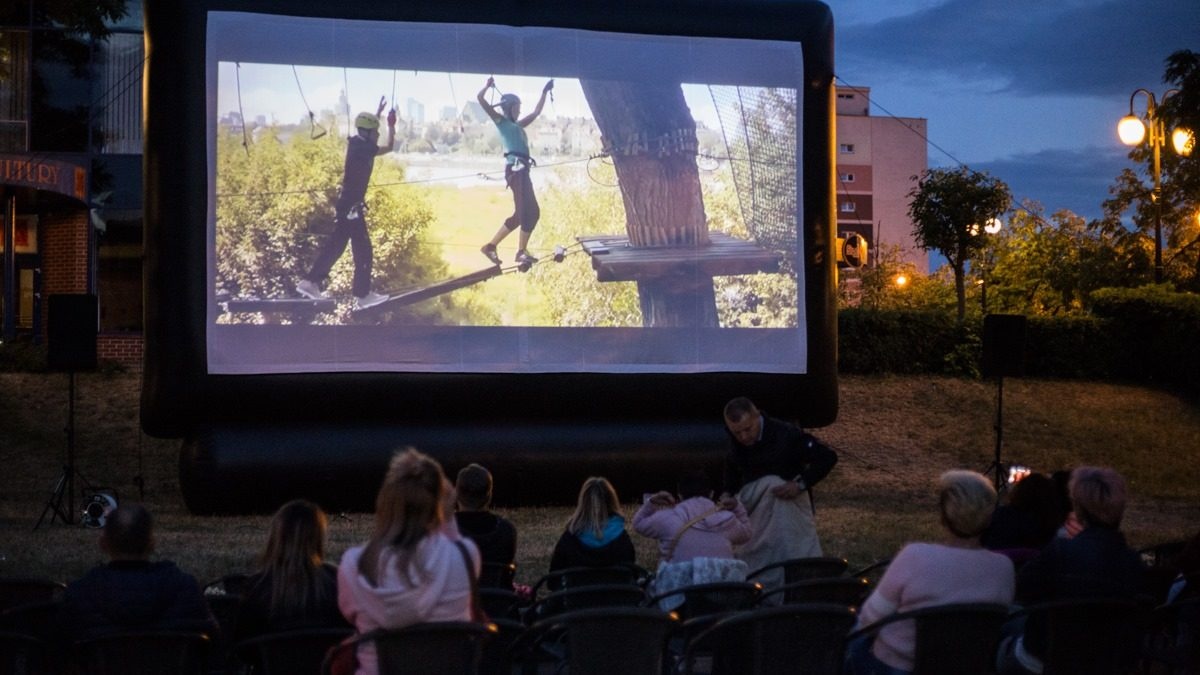 Wakacyjne Kino pod gwiazdami