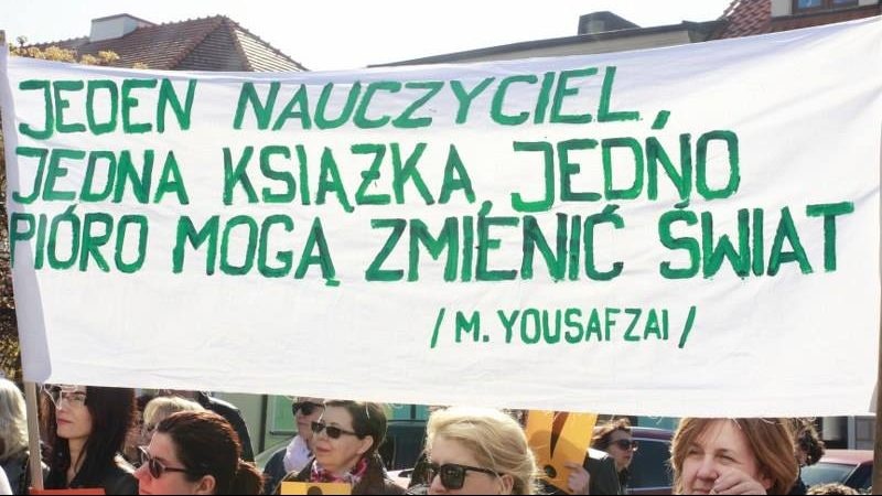 Wiec poparcia dla strajkujących