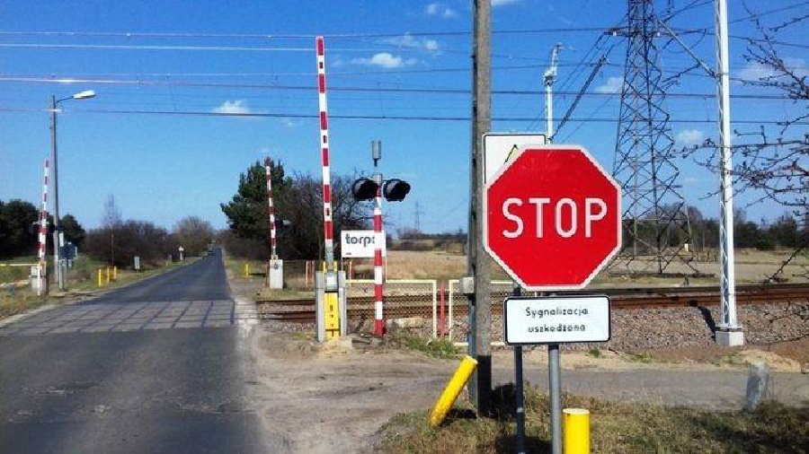 Zamknięty przejazd kolejowy