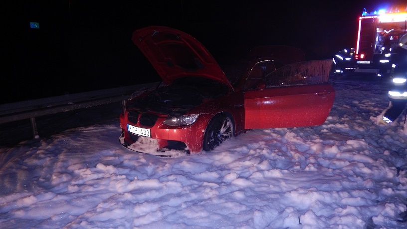 Pożar samochodu osobowego na A2