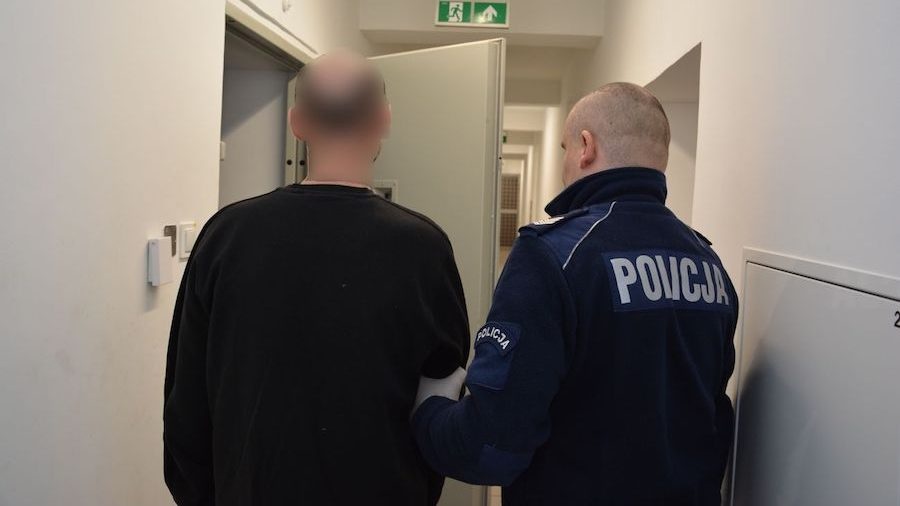 Dzielnicowy po służbie zatrzymał w sklepie złodzieja