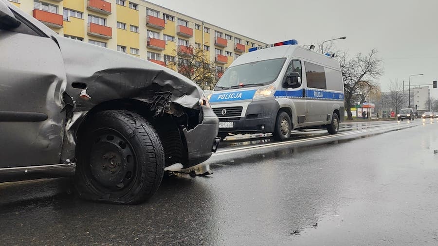Groźny wypadek na Alejach