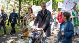 Marsz dla Życia i Rodziny w Licheniu. Setki wiernych modliły się w obronie życia i małżeństwa