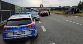Poważny wypadek na autostradzie A2. Bus przewrócił s&hellip;