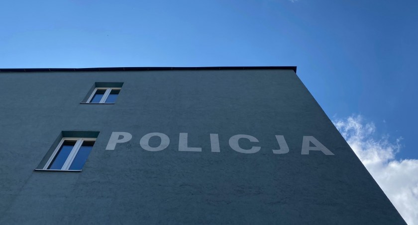 Policja Myślenice. Wieczorny pościg za kierowcą, który nie zatrzymał się do kontroli drogowej