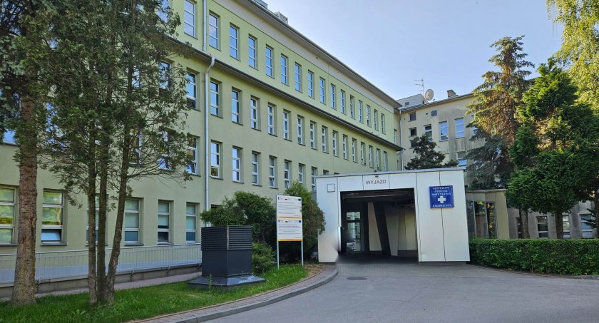 Szpital Myślenice. Lekarze z chirurgii ogólnej, odpowiadają na wydane przez dyrekcję szpitala oświadczenie w sprawie wstrzymania planowych zabiegów
