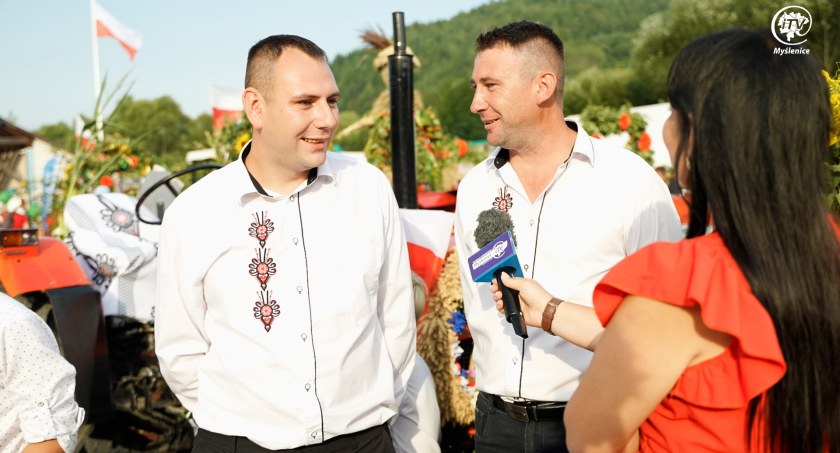 Tokarnia. Ciężka rolnicza praca podkreślona i doceniona na Dożynkach Powiatu Myślenickiego 2023 