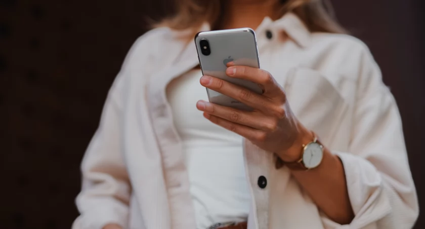Jak i gdzie sprawdzić nieznany numer telefonu, który do Ciebie dzwoni? Przekonaj się!