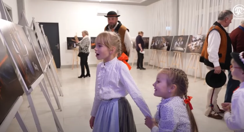 Trzebunia: Wystawa fotografii, album i koncert - czyli świetnie zgrane kliszczackie trio