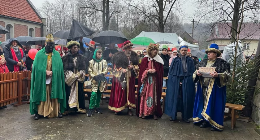 VIII Lubieński Orszak Trzech Króli: konkursy, zabawa i radość dla całych rodzin. 
