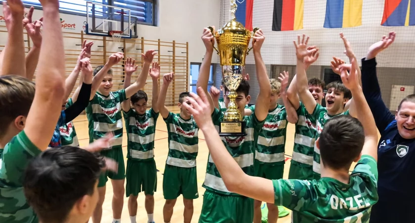 Zespoły juniorskie Orła Myślenice ponownie okazały się najlepsze w powiecie myślenickim ! 