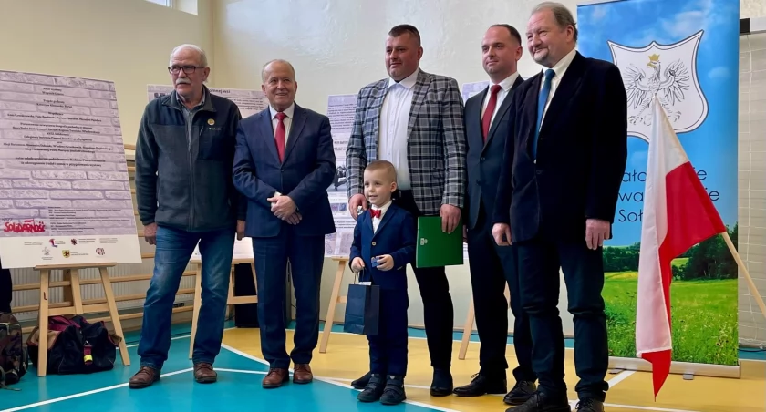 Już od 32 lat w gminie Raciechowice odbywają się obchody męczeńskiej śmierci Piotra Bartoszcze
