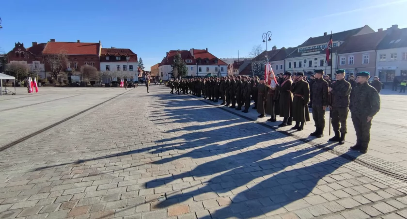 Myślenice Rynek. Transmisja na żywo  z Przysięgi Wojskowej 11.  Małopolskiej Brygady Obrony Terytorialnej