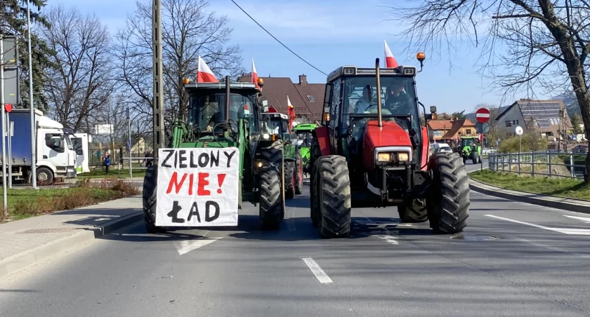 Wczoraj na myślenickich drogach miał miejsce protest rolników [GALERIA ZDJĘĆ]