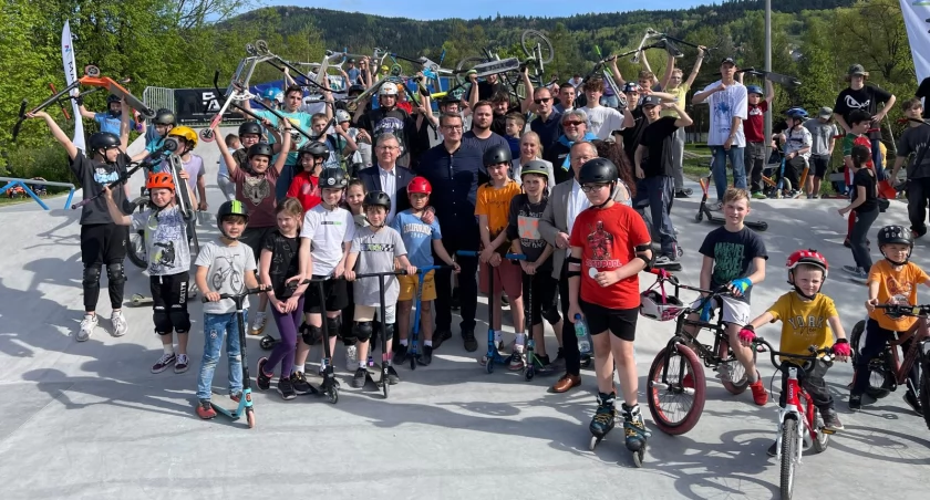 Otwarcie nowego skateparku na myślenickim zarabiu [GALERIA ZDJĘĆ]