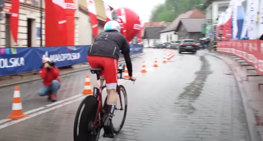 Utrudnienia w ruchu drogowym w związku z wyścigiem kolarskim Majka Gran Fondo 