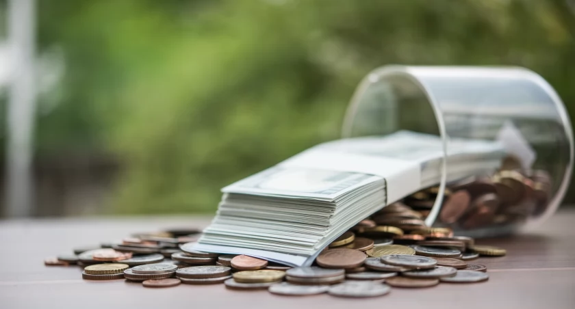 Mieszkaniec powiatu myślenickiego chcąc zainwestować pieniądze, stracił ponad 180 000 złotych