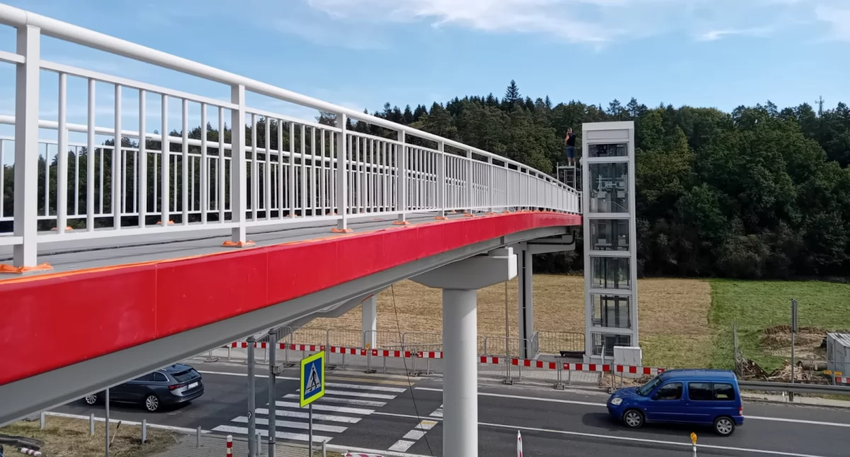 Budowa kładki w Głogoczowie zakończona!