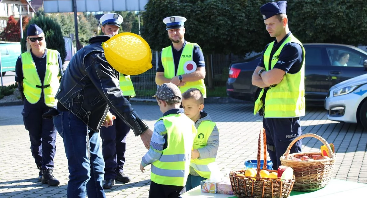 Siepraw. Jabłko w nagrodę, a cytryna jako kwaśny mandat