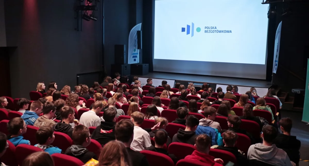 Bezgotówkowe Kino Objazdowe 7 listopada w Sułkowicach! 