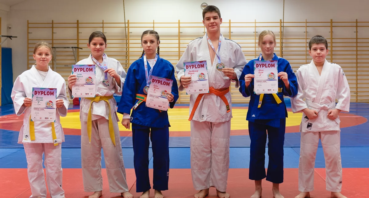 Judo Myślenice. Myślenickie Sokoły z Rankingowego Mikołajkowego Turnieju Judo przywiozły 6 medali ! 